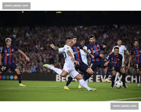 足球赛事极速直播全程追踪精彩瞬间不容错过 - 副本 (2)